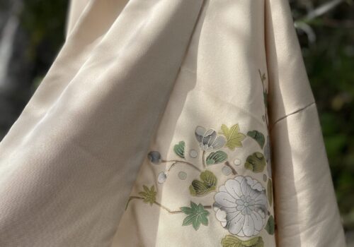 訪問着をリメイクしてさっと羽織れるショートコートに