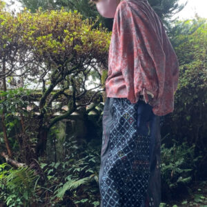 着物地リメイクつぎはぎゆったりパンツ