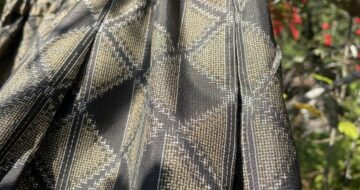 大島紬の反物からタック入りギャザースカート