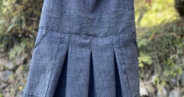 単の着物を大人も着られるローウエストのジャンパースカートに