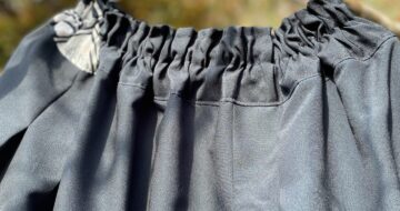 大きな紋が粋な男物の長着をリメイクしたタックスカート#着物リメイク