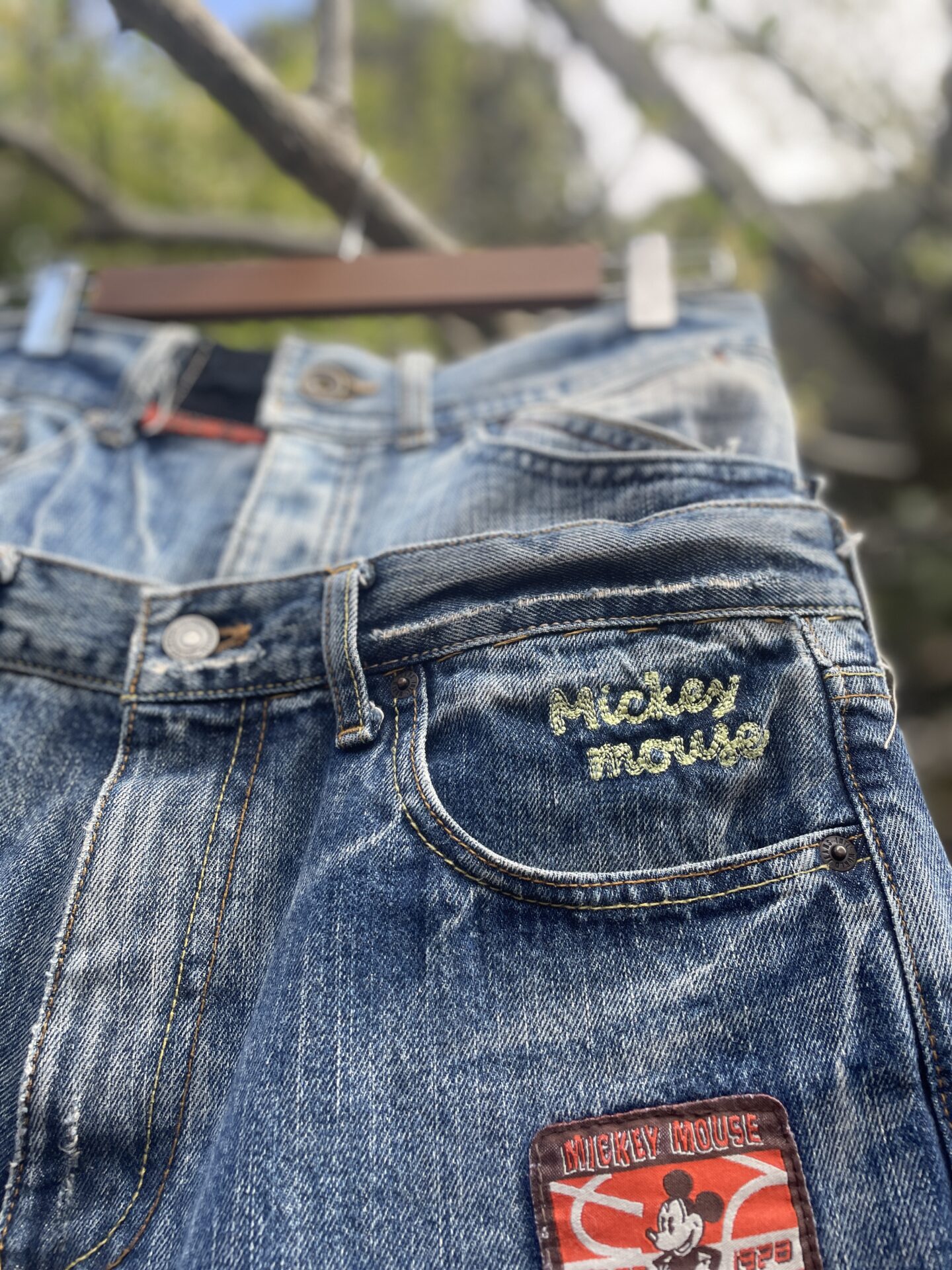 ジーンズ2本+α合体リメイクミッキーマウスデニムフレアスカート