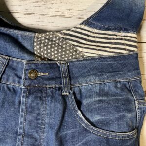 リメイクしたスカートを再リメイクしてバッグに